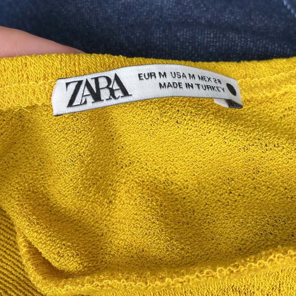 Yellow top - Picture 2 of 2